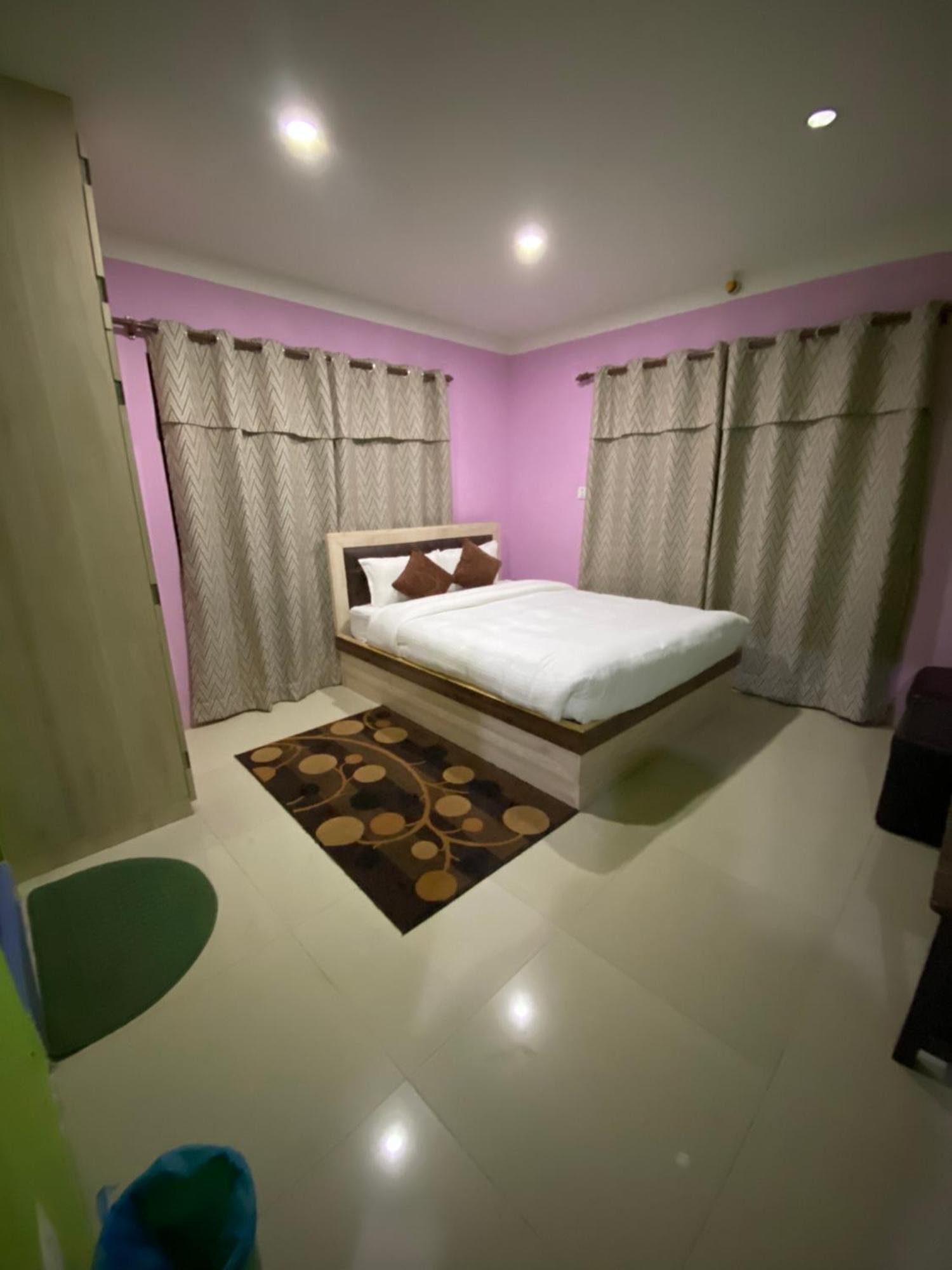 Chareli Resort Nagarkot Eksteriør billede
