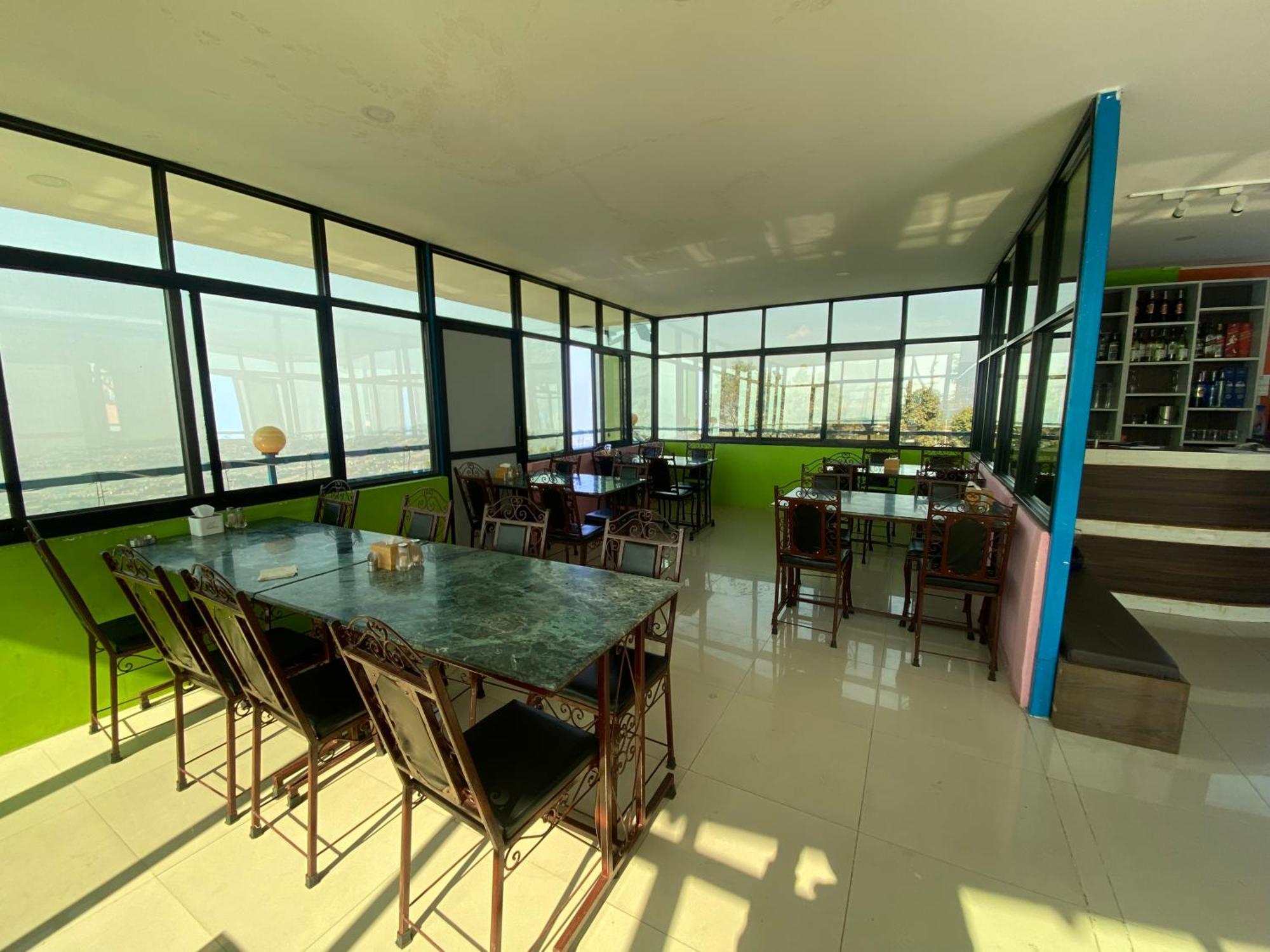 Chareli Resort Nagarkot Eksteriør billede
