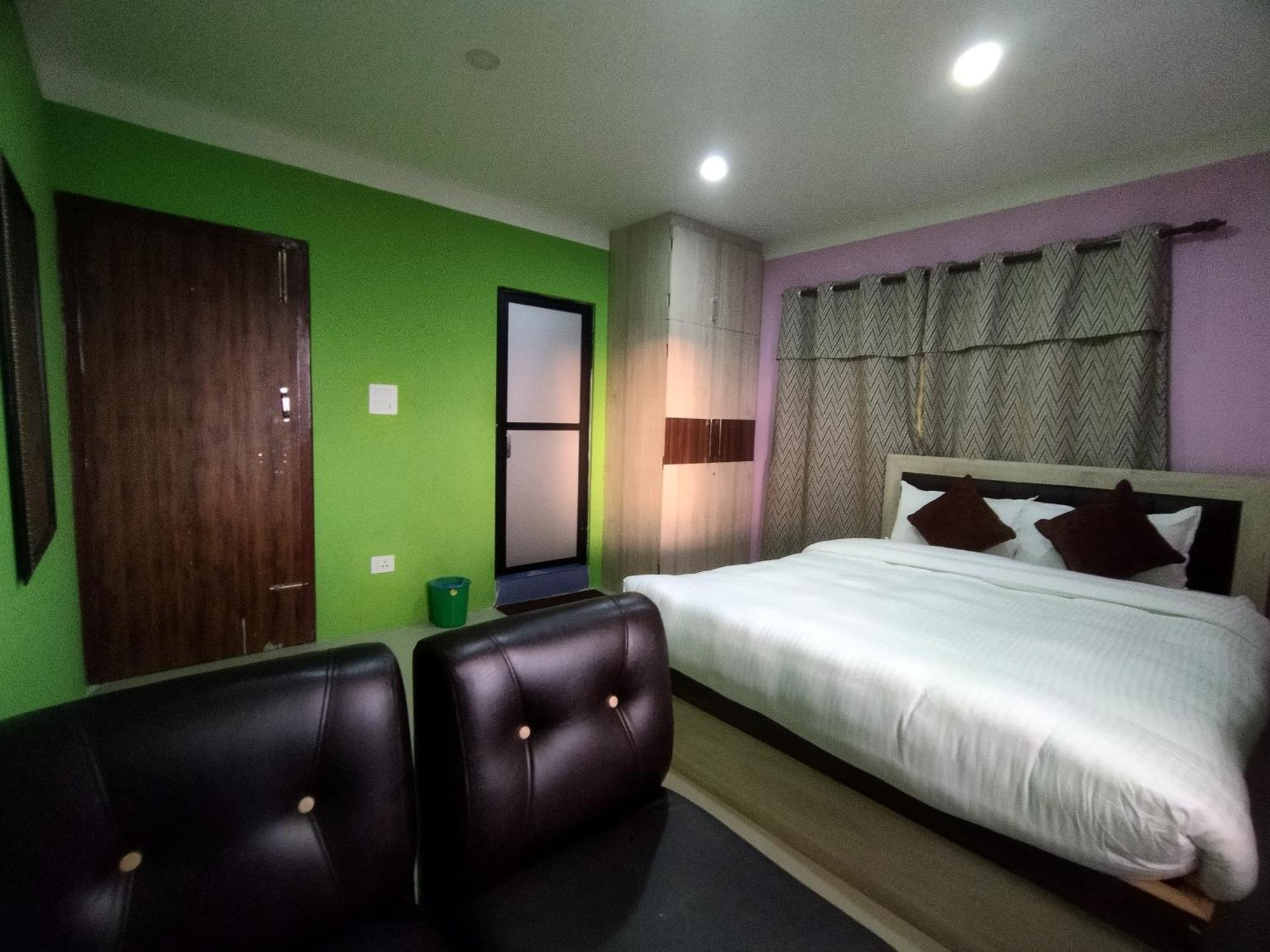Chareli Resort Nagarkot Eksteriør billede